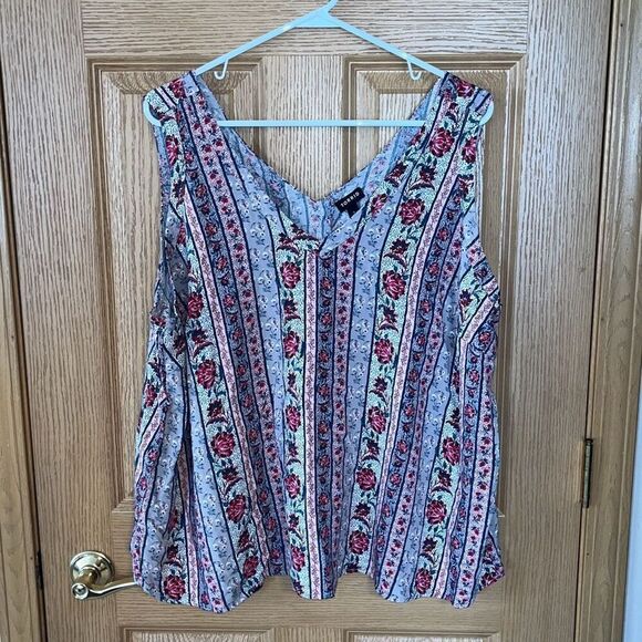 Torrid Challis Stitch Detail Tank Size 3X - Picture 2 of 7